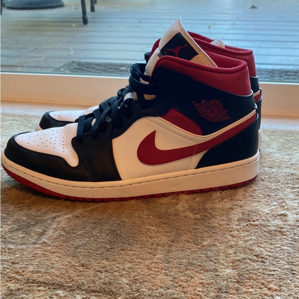 Air Jordan 1